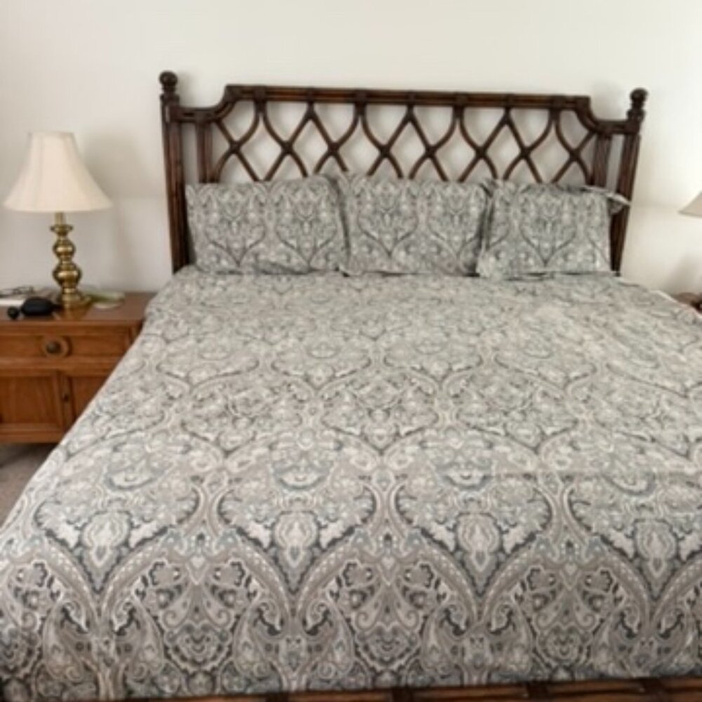 Pottery Barn Percale King Duvet Cover and Standard Pillow Shams (3)